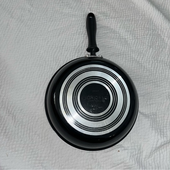 Set of 2 Farberware Ceramic Copper Tone nonstick 10 in/ 25 cm fry pan - Picture 3 of 6